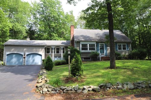 12 Hilltop Dr, Monson, MA, 01057-9731 | Card Image