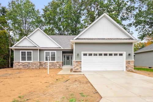 51617 Prescott Ave, South Bend, IN, 46637 | Card Image