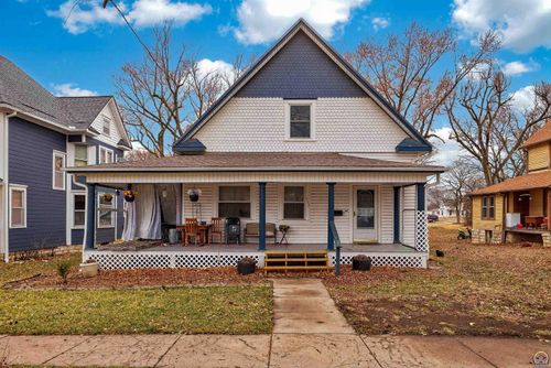 523 Kansas Ave, Holton, KS, 66436-1544 | Card Image