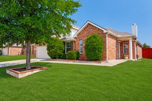3057 Morning Star Dr, Little Elm, TX, 75068-7825 | Card Image