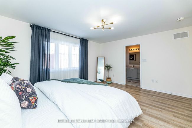 16 Mortlock St, House other with 4 bedrooms, 3 bathrooms and 2 parking in Ajax ON | Image 24