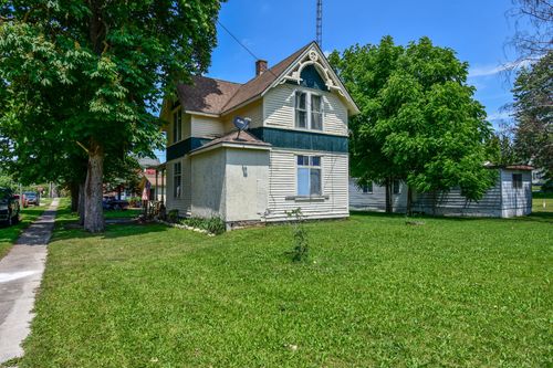 760 1st St, Bay Port, MI, 48720-5101 | Card Image