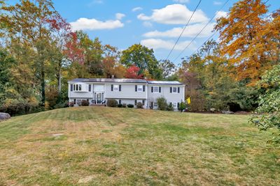 33 Windsor Road, House other with 5 bedrooms, 3 bathrooms and null parking in Shelton CT | Image 2