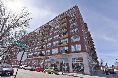 522-6 S Laflin St, Chicago, IL, 60607-2438 | Card Image