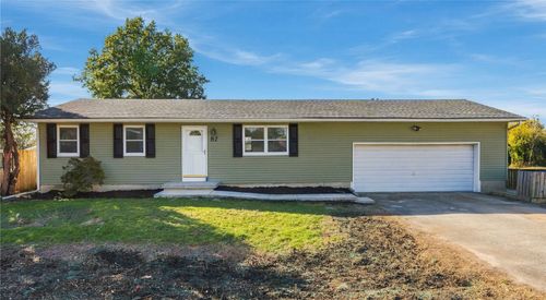 87 4th Ave, Atkins, IA, 52206-9716 | Card Image