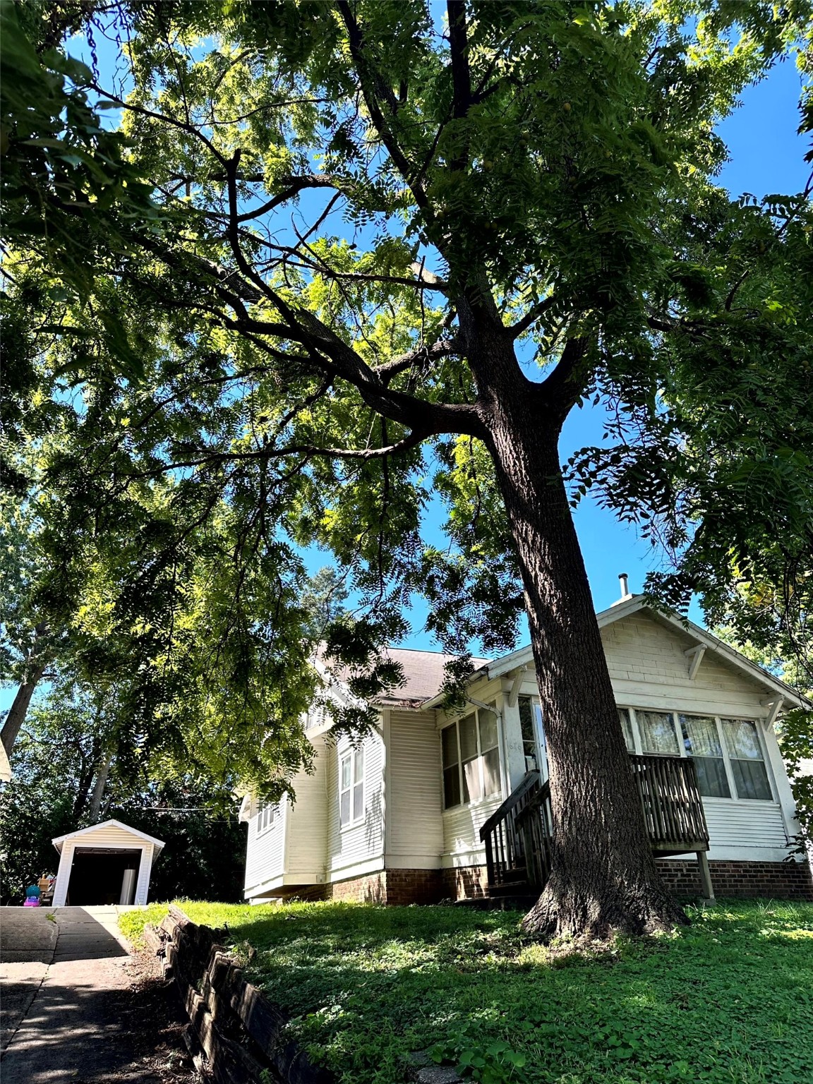 34th St, Des Moines, IA 50312