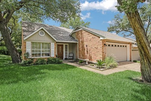 3830 Williamsburg Cir, Austin, TX, 78731-1929 | Card Image