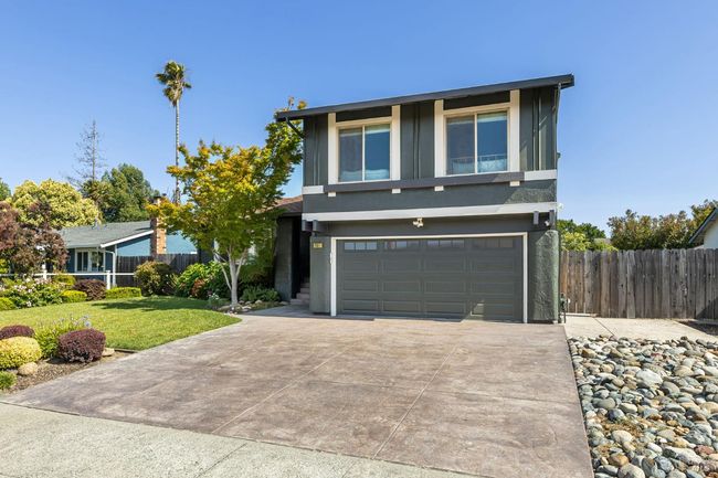 401 Arlington Circle, House other with 4 bedrooms, 3 bathrooms and 4 parking in Fairfield CA | Image 4