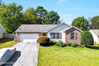 2023 Torch Light Lane, House other with 3 bedrooms, 2 bathrooms and null parking in Knoxville TN | Image 1