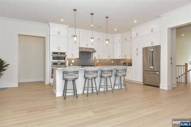 21 Castle Stuart Ct, Condo with 3 bedrooms, 3 bathrooms and null parking in River Vale NJ | Image 10