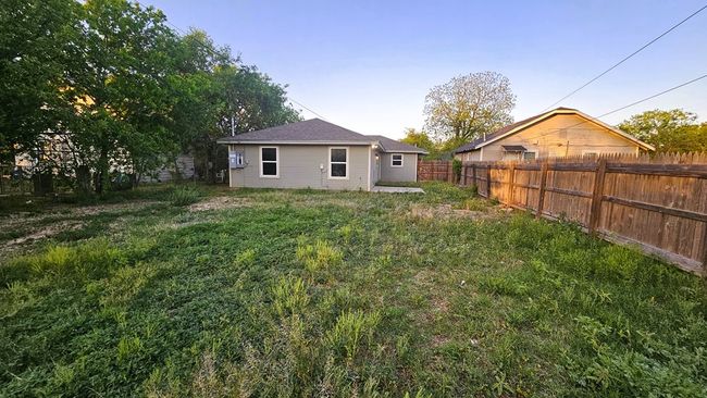 613 N Adams St, House other with 3 bedrooms, 3 bathrooms and 1 parking in San Angelo TX | Image 16