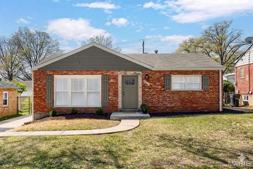 8034 Appleton Dr, Saint Louis, MO, 63130-1233 | Card Image