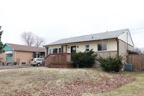 15 Golding Ave, Brampton, ON, L6W1M5 | Card Image