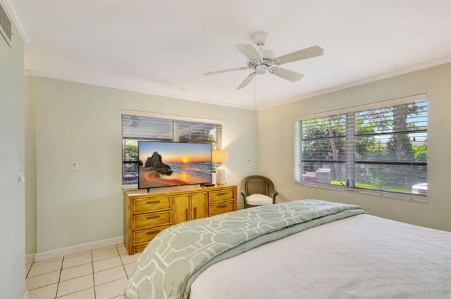 124 Sandal Ln, House other with 3 bedrooms, 2 bathrooms and null parking in Palm Beach Shores FL | Image 19