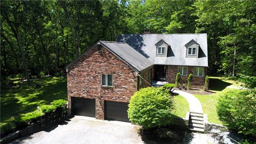 206 Howard Ave, Hope, RI, 02831-1439 | Card Image
