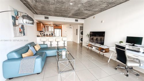 apt-1110-3250 Ne 1st Ave, Miami, FL, 33137-4099 | Card Image