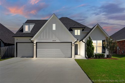 13039 S Birch St, Jenks, OK, 74037-4462 | Card Image