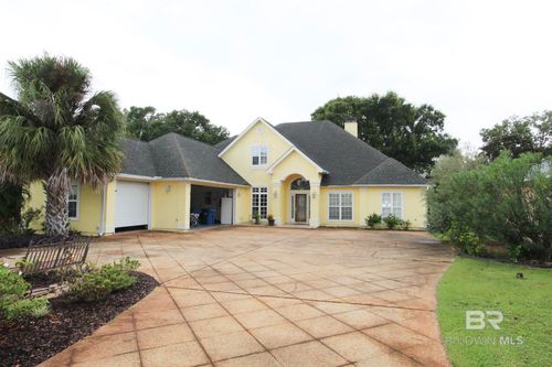 38 Lagoon Dr, Gulf Shores, AL, 36542-8273 | Card Image