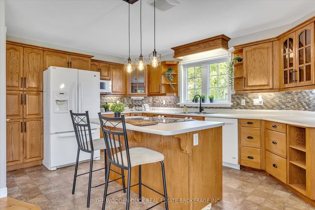 143 N Lang Rd, House other with 4 bedrooms, 3 bathrooms and 12 parking in Keene ON | Image 9