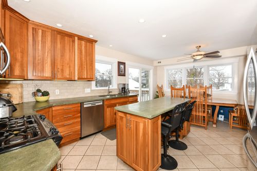 4222 Maple Dr, Delavan, WI, 53115-3277 | Card Image