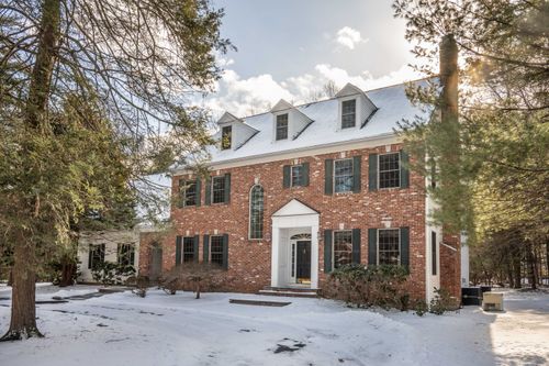 21 Spruce Lane, Simsbury, CT, 06089 | Card Image