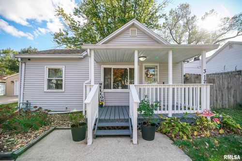 312 Carola St, Creve Coeur, IL, 61610-4042 | Card Image