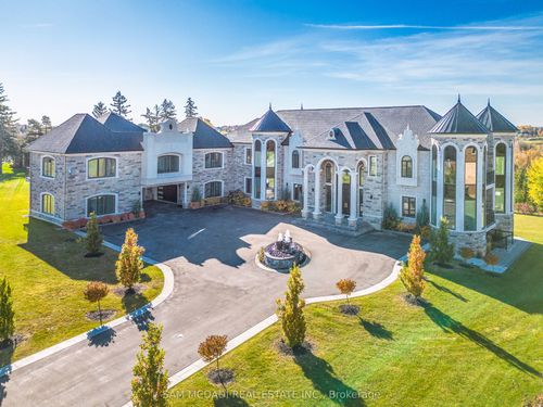 4 St Lukes Crt, Brampton, ON, L6P1K9 | Card Image