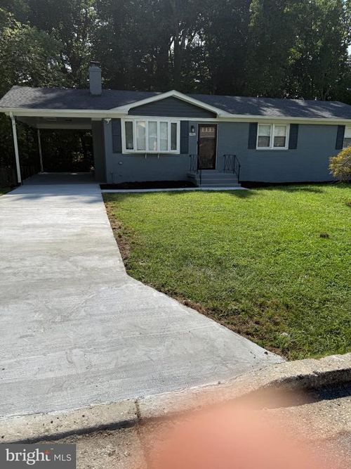 5902 Middleton Ct, TEMPLE HILLS, MD, 20748-2316 | Card Image