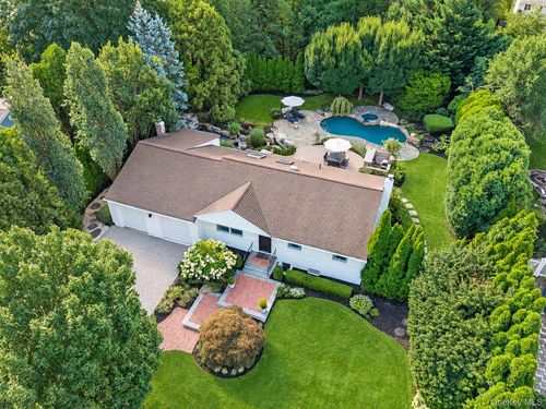 10 Magenta Ln, E Northport, NY, 11731-5116 | Card Image