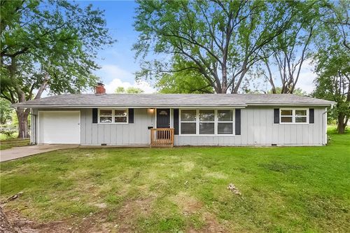 12500 E 54th Ter, Kansas City, MO, 64133-3156 | Card Image