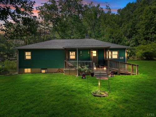 10760 Blue Ridge Dr, Hurt, VA, 24563-3584 | Card Image