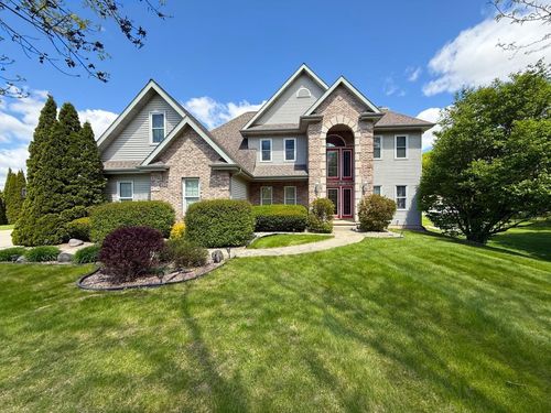 W8710 Birdie Ln, BEAVER DAM, WI, 53916-9059 | Card Image