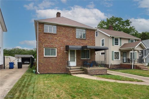 3495 W 145th St, Cleveland, OH, 44111-2206 | Card Image
