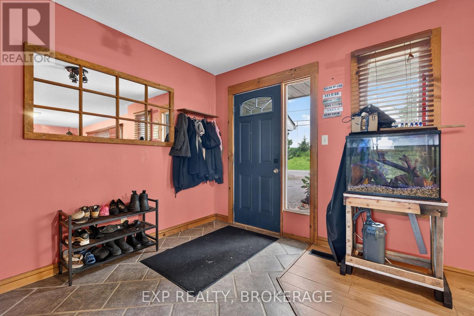Residential in Quinte West (Sidney Ward) 4