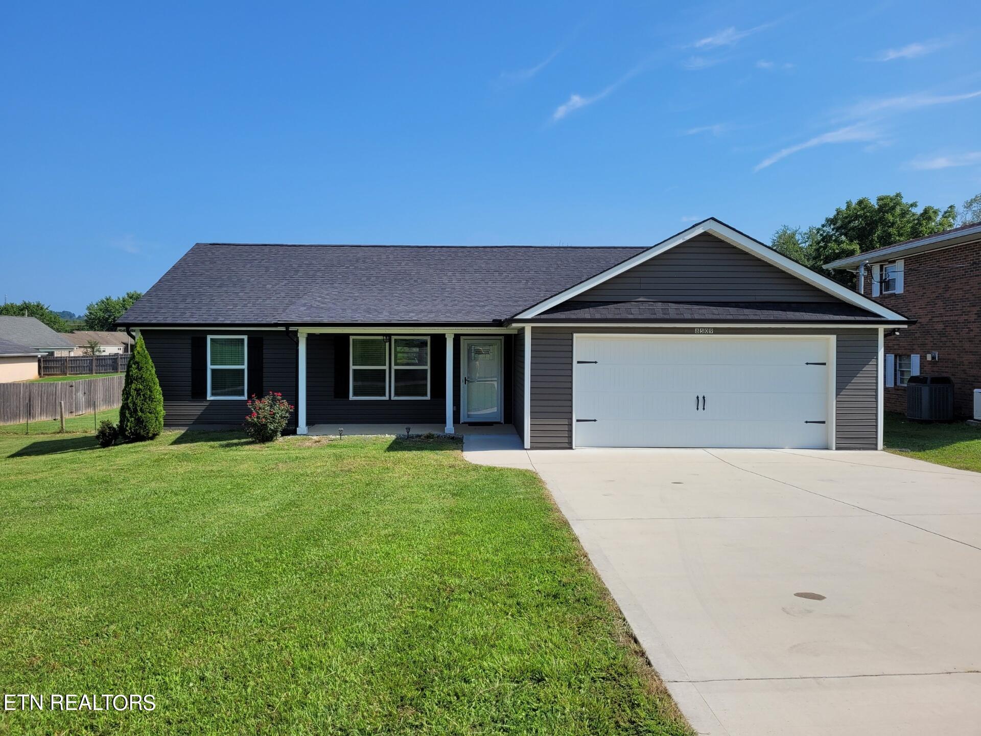 Garrison Dr, Knoxville, TN 37931