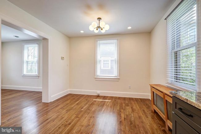 8114 Old Georgetown Rd, House other with 5 bedrooms, 3 bathrooms and null parking in BETHESDA MD | Image 9