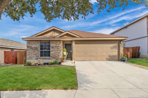 427 Stable Vis, San Antonio, TX, 78227-4391 | Card Image