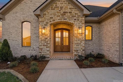 21 Mountain Brook Road, Little Rock, AR, 72223 | Card Image