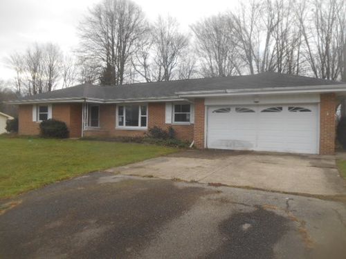 104 Plateau Drive, Conneautville, PA, 16406 | Card Image