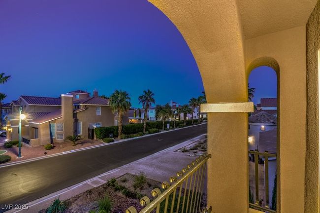 4045 Abernethy Forest Pl, House other with 6 bedrooms, 5 bathrooms and null parking in Las Vegas NV | Image 6