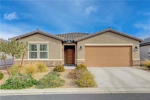 334 Bridal Veil Falls St, Indian Springs, NV, 89018-0638 | Card Image