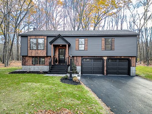 41 West St, Pepperell, MA, 01463-1271 | Card Image