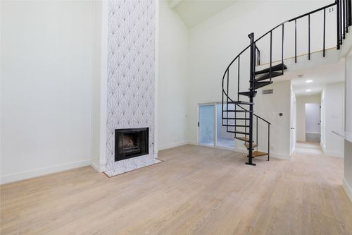 8807 Merion Cir, Austin, TX, 78754-5014 | Card Image