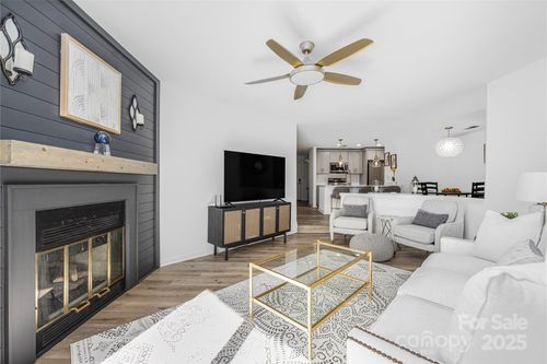 apt-203-18809 Nautical Dr, Cornelius, NC, 28031-0018 | Card Image