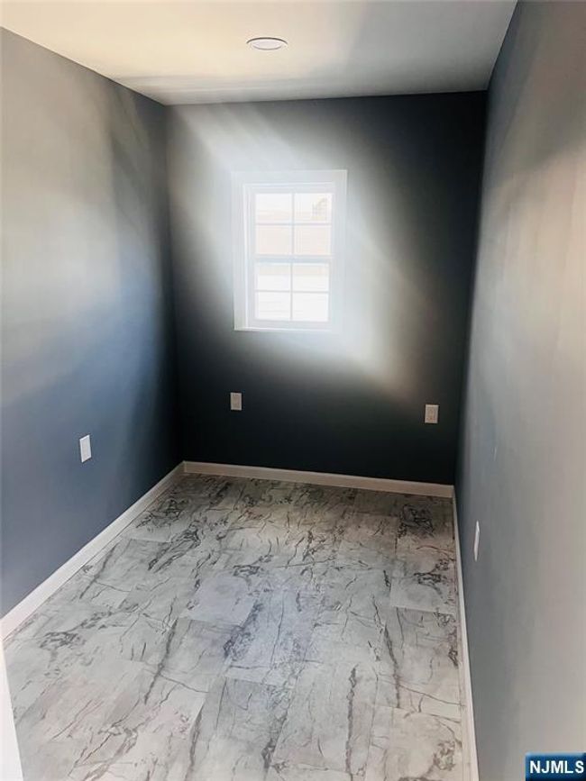 4 Metro Ave, House other with 2 bedrooms, 1 bathrooms and null parking in Moonachie NJ | Image 5