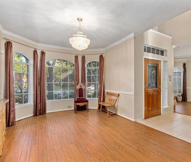 Formal Dining | Image 11