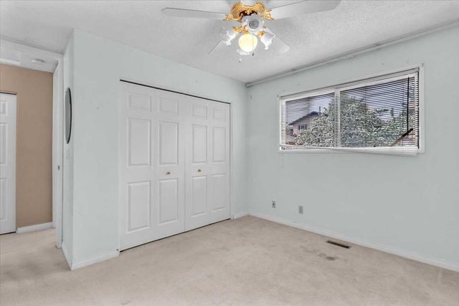 84 Shawmeadows Crescent Sw, House other with 4 bedrooms, 2 bathrooms and 1 parking in Calgary AB | Image 10