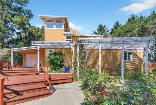 825 Skyward Dr, Aptos, CA, 95003-3018 | Card Image