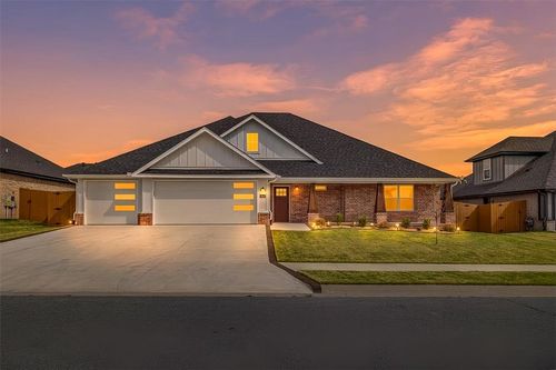 510 Bronco St, Centerton, AR, 72719-4018 | Card Image