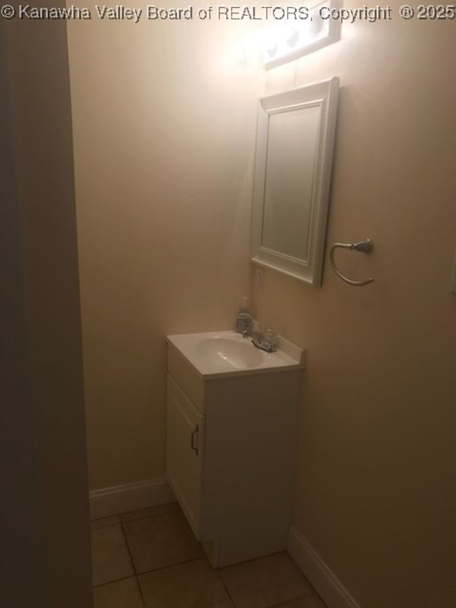 1501 15 Th St, House other with 4 bedrooms, 2 bathrooms and null parking in Nitro WV | Image 17